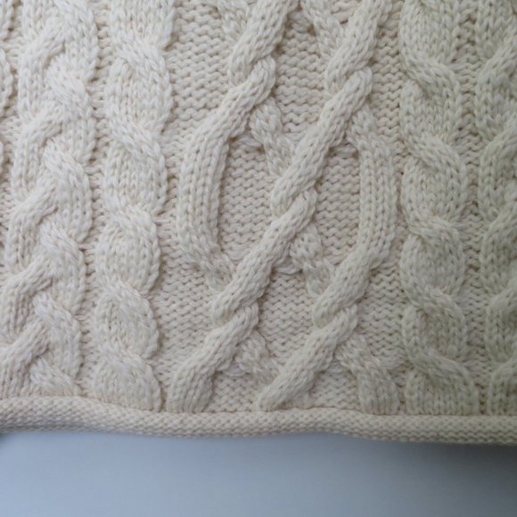 Inis Crafts Cable Knit Turtleneck Sweater Size M - Picture 8 of 9